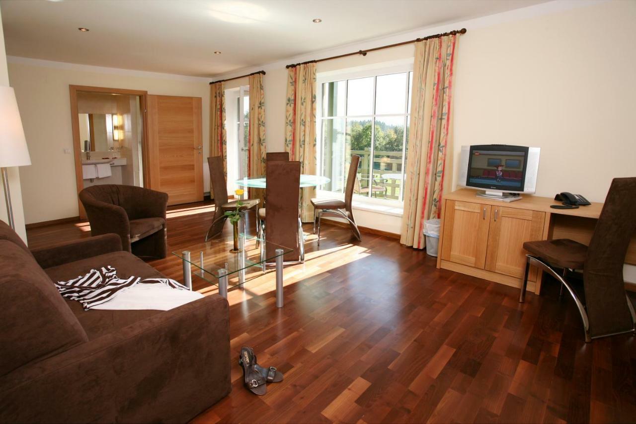 Saint Wolfgang Hotel Buerglstein מראה חיצוני תמונה